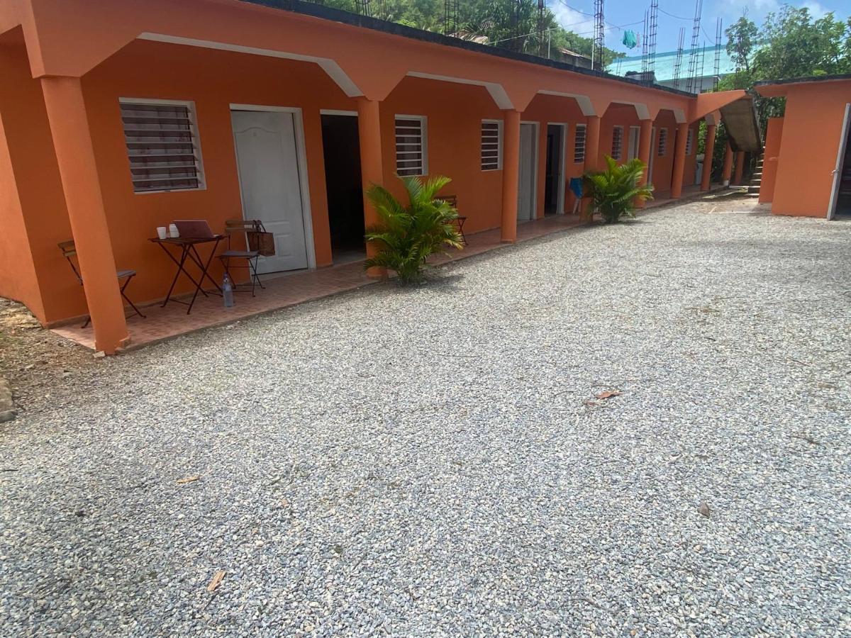 Hotel El Escondite Las Terrenas Bagian luar foto